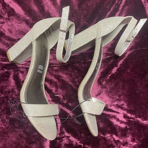 Sparkling silver shoes, Worthington